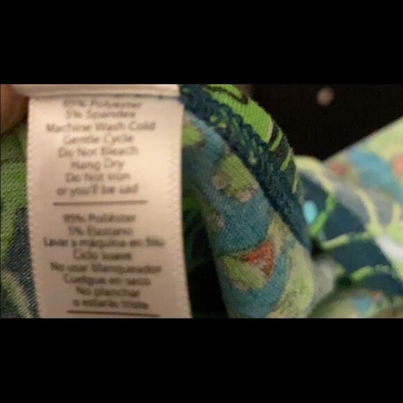 Lularoe Disney Kermit Classic Tee - Picture 6 of 7